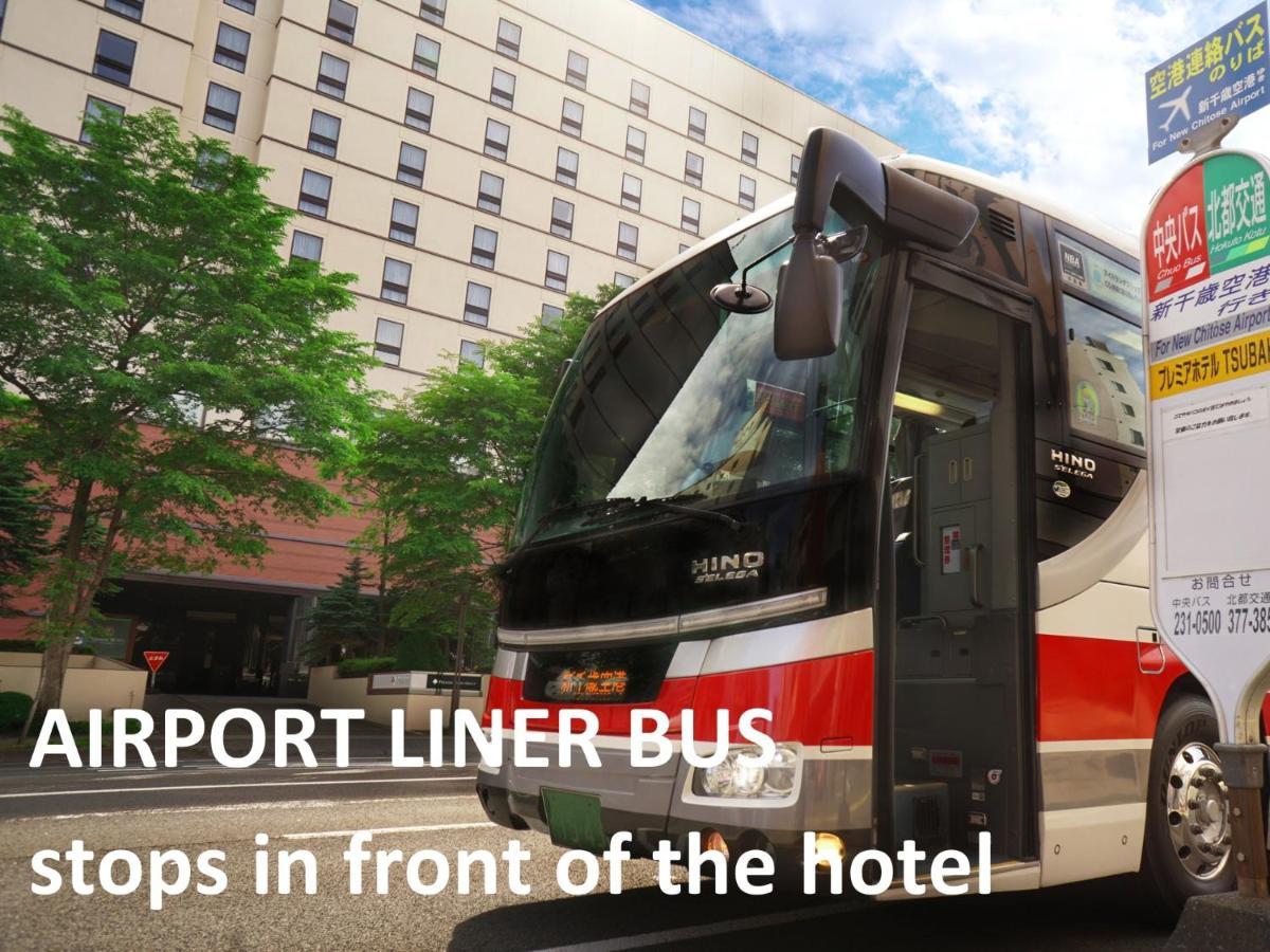 Premier Hotel -Tsubaki- סאפורו מראה חיצוני תמונה Port Liner Bus stops in front of the hotel