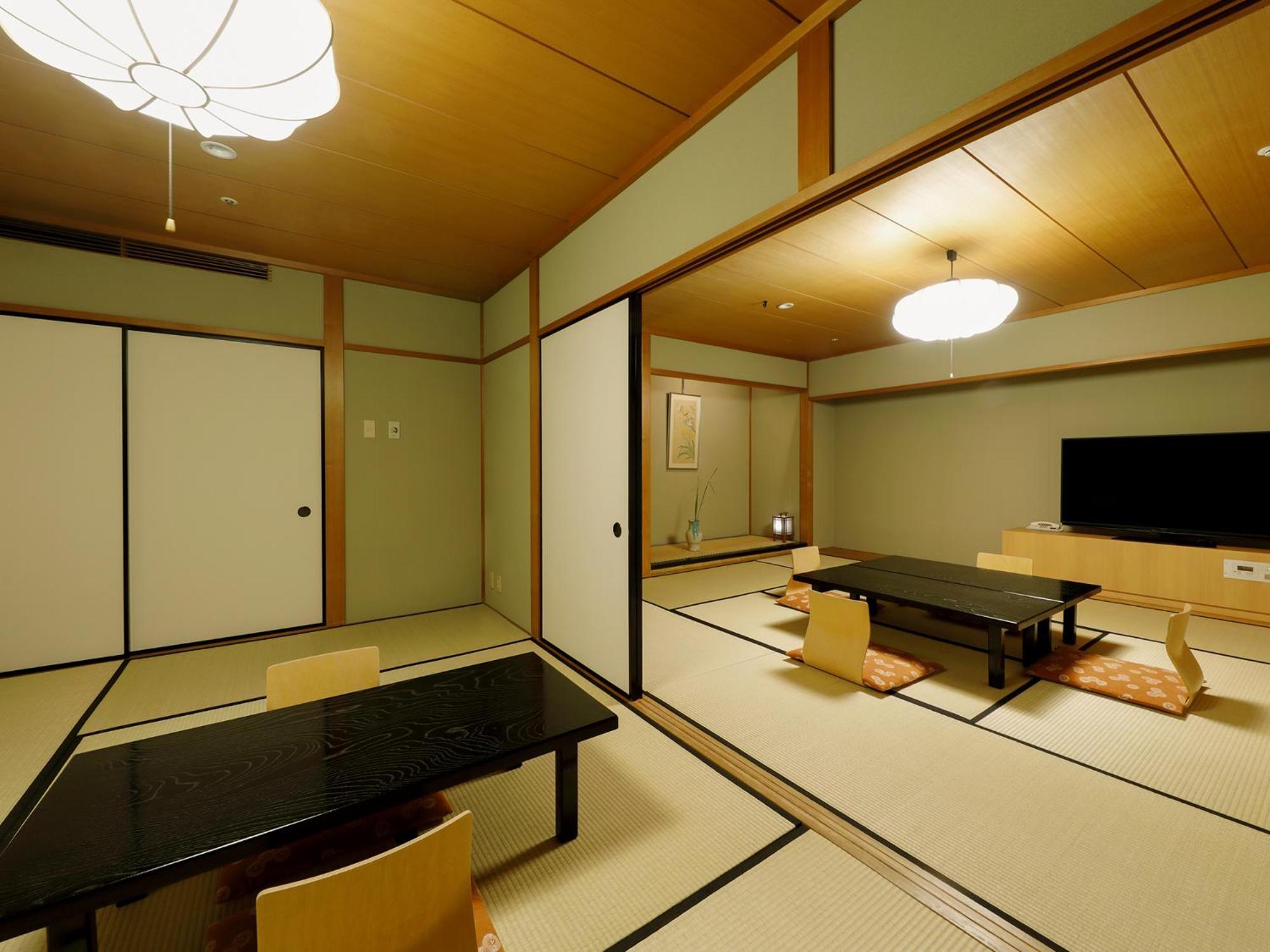 Premier Hotel -Tsubaki- סאפורו מראה חיצוני תמונה A traditional Japanese room