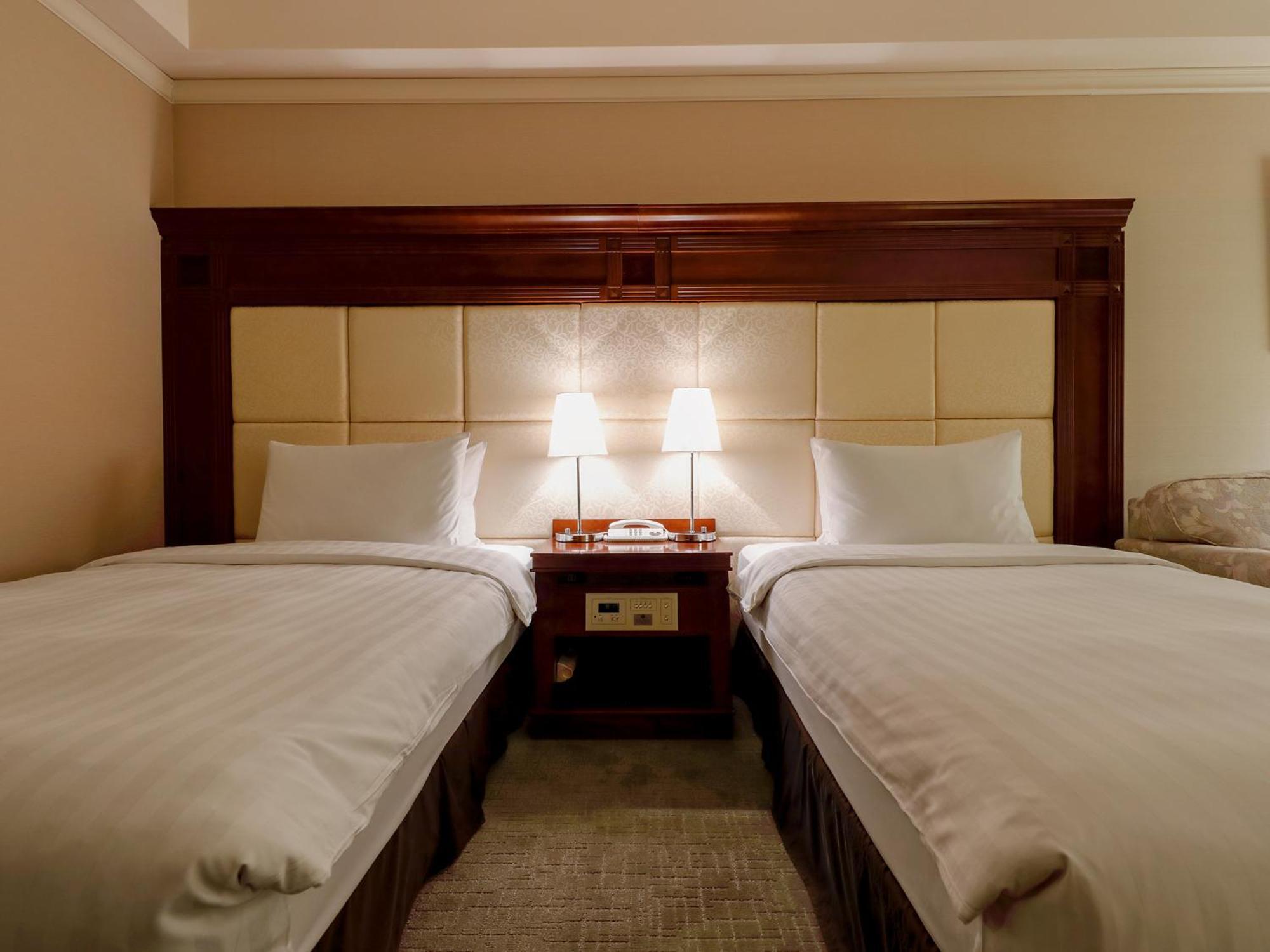 Premier Hotel -Tsubaki- סאפורו מראה חיצוני תמונה A room at the hotel