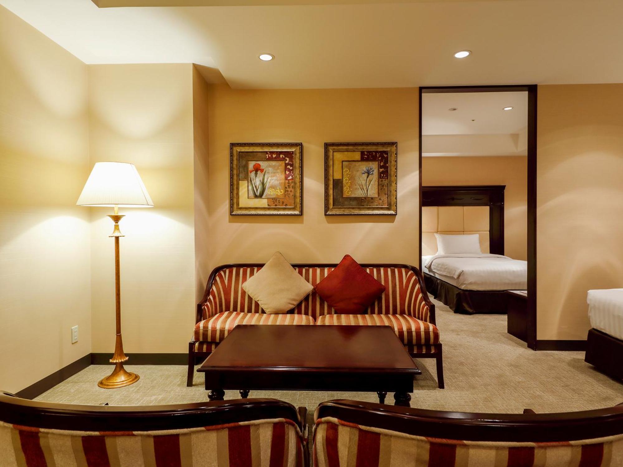 Premier Hotel -Tsubaki- סאפורו מראה חיצוני תמונה A suite at the hotel